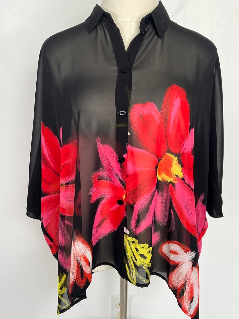 EUC! IC By Connie K Black and Red Floral Sheer‎ Georgette Tunic Top Size XL